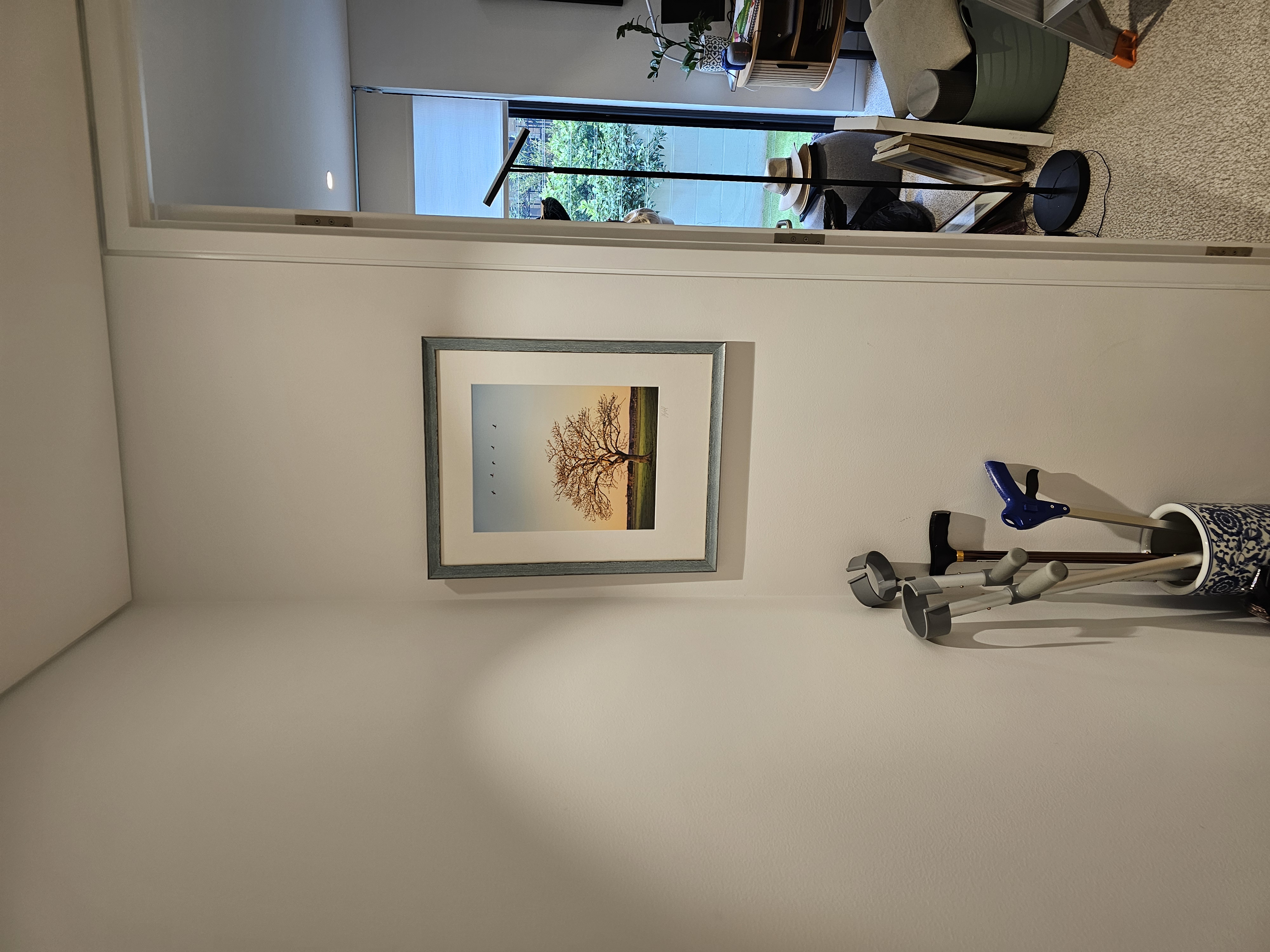 Hangsy - Professional Picture Hangers